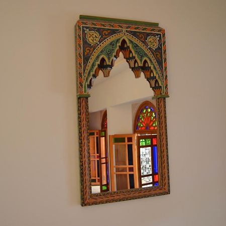 Riad Boustan Fez Bagian luar foto